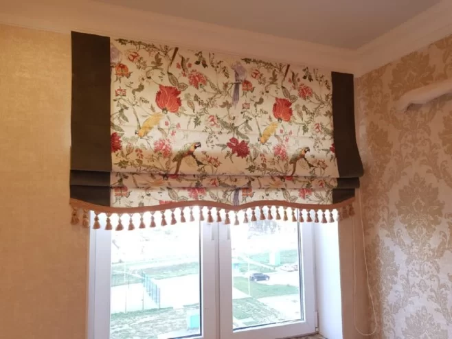Римская штора с фигурным низом