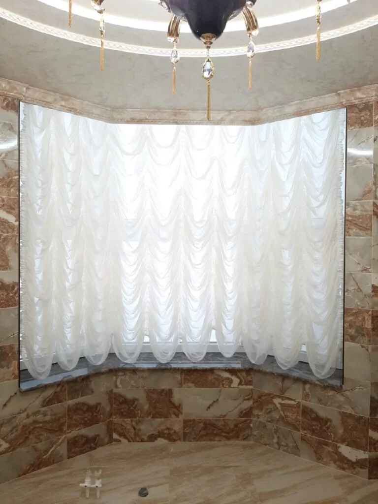 Французская штора в ванную комнату