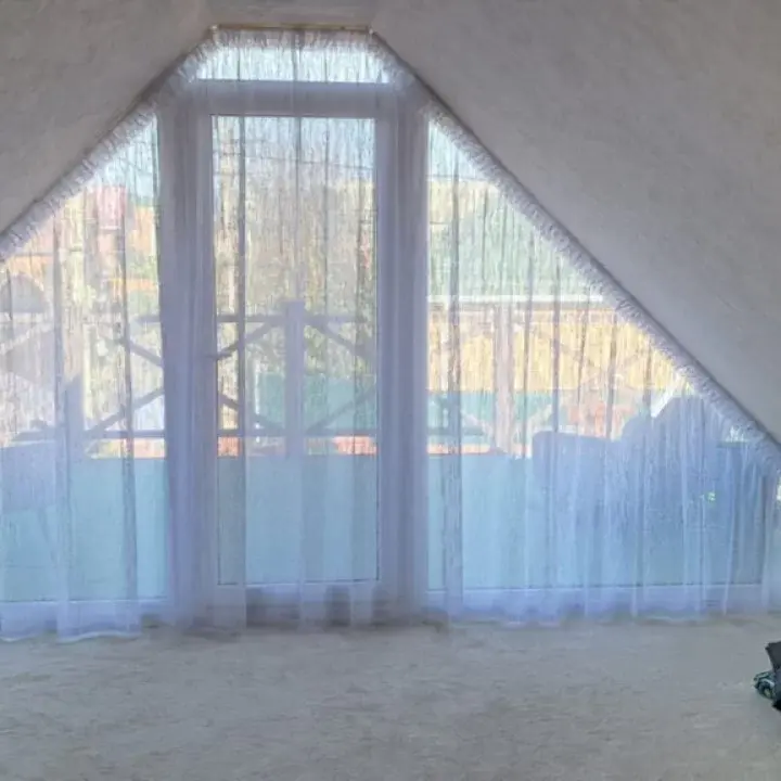 Шторы на косое окно